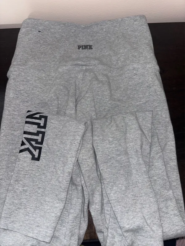 PINK Victoria's Secret Leggings - Image 3