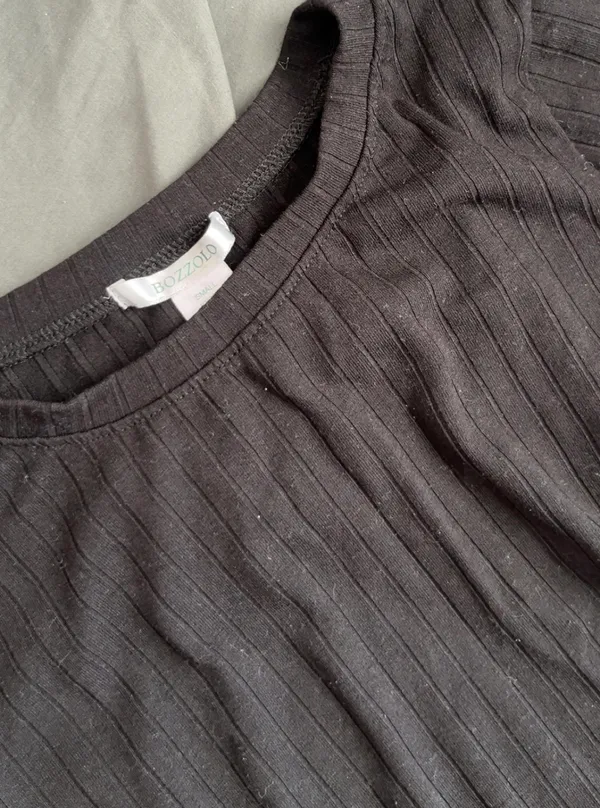 Bozzolo Small black tee - Image 3
