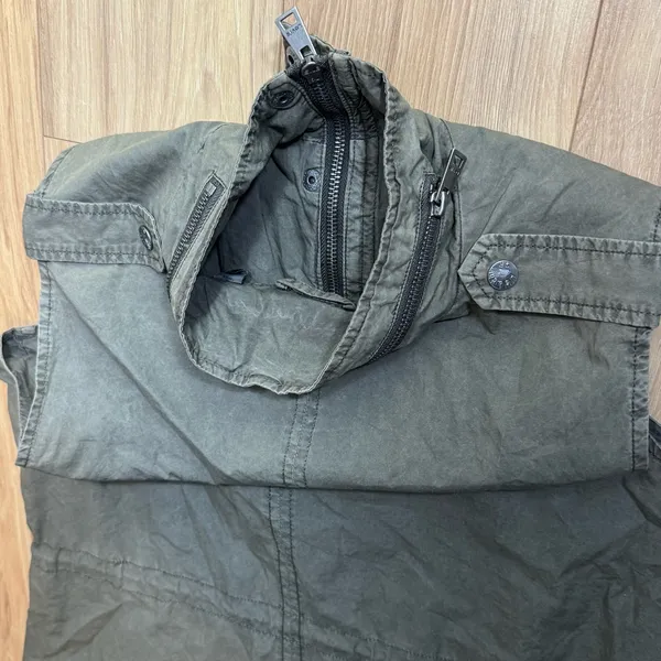 Levi's Olive Green Sleeveless Utility Vest • Preowned - Image 7