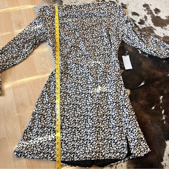 ASTR the Label NWT Long Sleeve Cowl Neck Mini Dress Open‎ Back Size Medium - Image 13