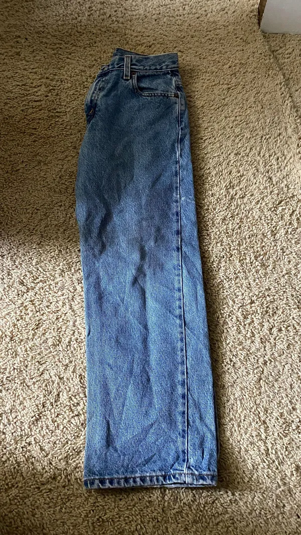Levi's Ribcage Straight Ankle Jeans - Image 2