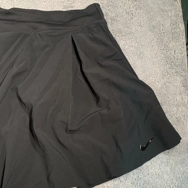 Nike Women's Black skort - Image 3
