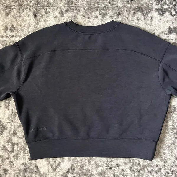 Lululemon Perfectly Oversized Cropped Crew *Softstreme - Image 3
