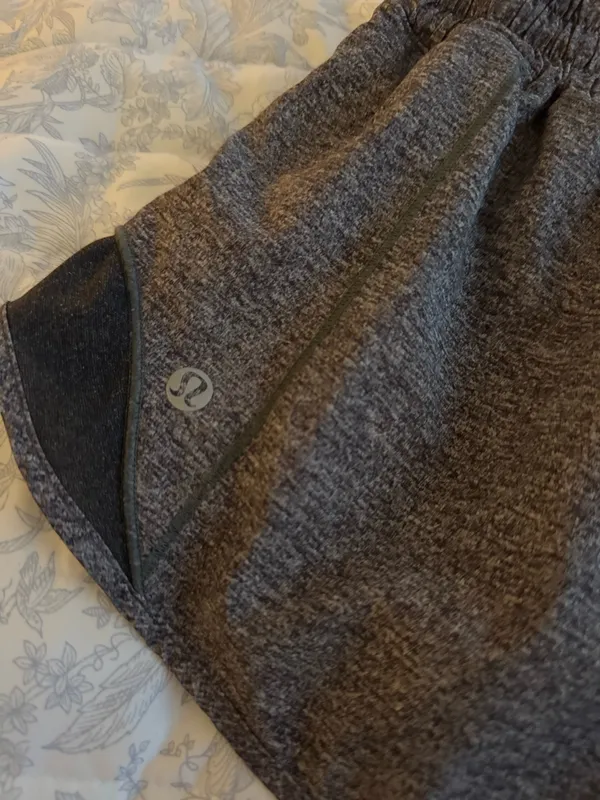 Hotty Hot Lululemon Shorts 2.5" - Image 4