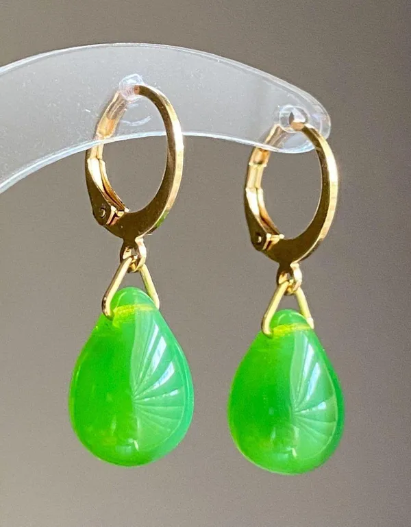 Handmade green opal teardrop Czech glass simple minimalist earrings💚 - Image 2