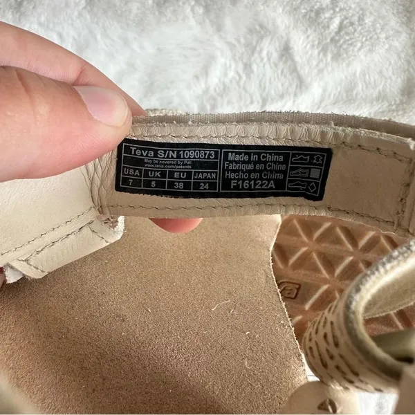 Teva Women’s Midform Universal Geometric Sandals Size 7 - Image 6