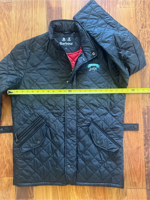 Barbour womens Quilted Jacket in Black with Red Lining Del Mar logo - Image 7