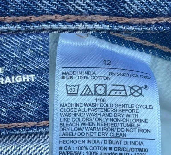 Old Navy Womens Shorts Blue Distressed Denim High Rise Slouchy Cut Off Size 12 - Image 11