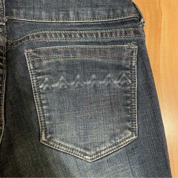 816 Classic Boot Cut Jeans in Dark Wash - Image 7