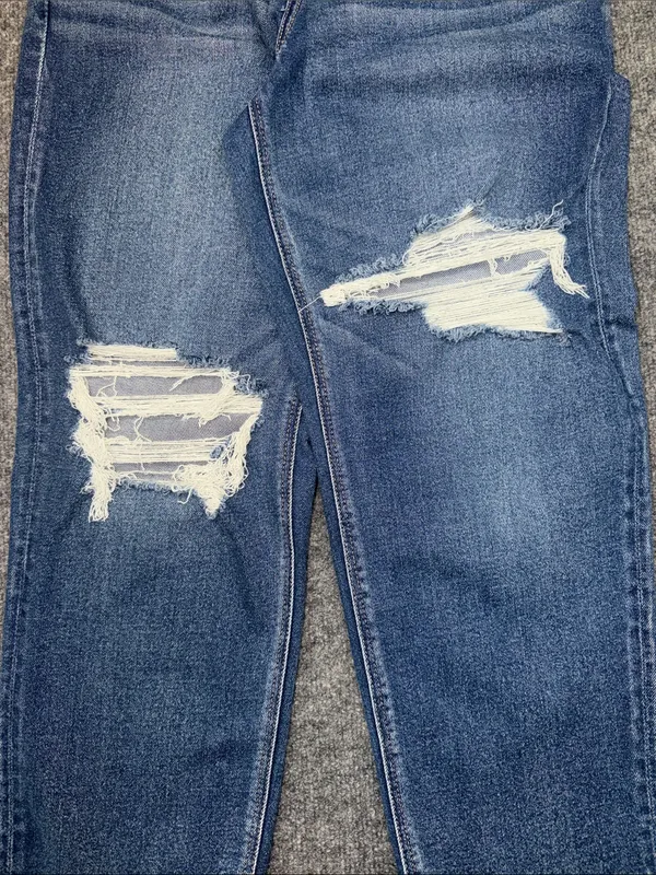 American Eagle Outfitters Women’s Stretch Mom Straight Distressed Jeans in Blue - Image 10