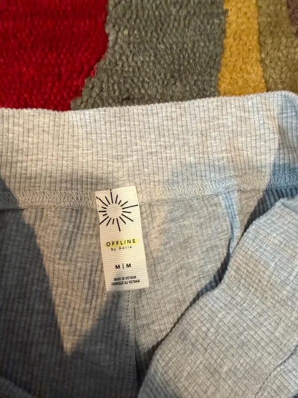 Like-New Offline by Aerie Thumbs Up Heavyweight Ribbed Wide Leg Pants Grey M - Image 3