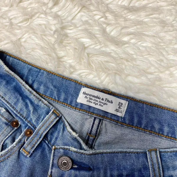 Abercrombie & Fitch 90s Straight Ultra High Rise Curve Love Jeans Soft Girl Alt - Image 2