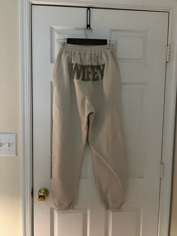 Six stories wifey sweatpants - Image 5