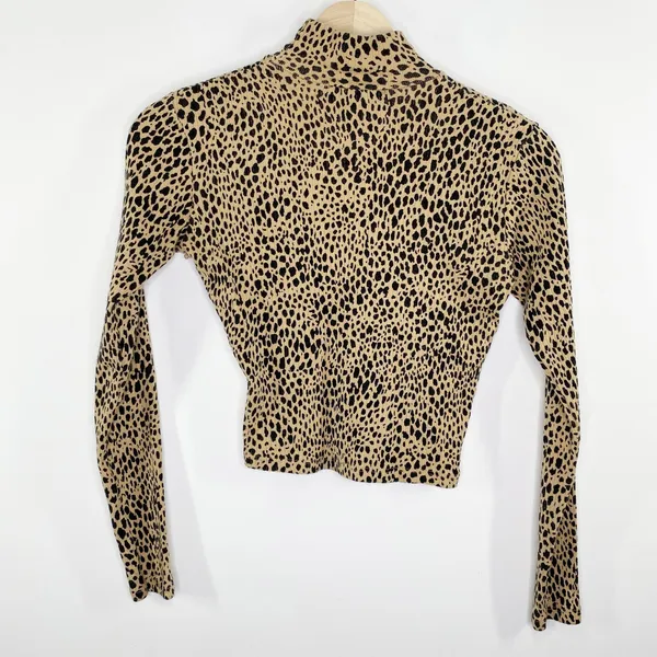 Brandy Melville Brown Black Cheetah Print Crop Top Women's One‎ Size OS - Image 2
