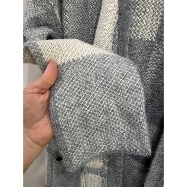 American Eagle Grey Plaid Open Front Cardigan Sweater Medium Pockets Oversized - Image 5