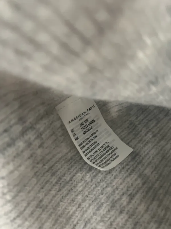 American Eagle Outfitters AE Marled Knit Gray White Beanie Hat Winter Fall - Image 3