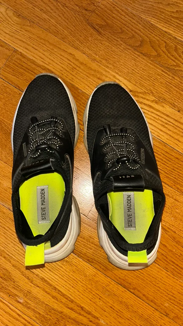 Steve Madden Sneakers Slip-On Black - Image 4