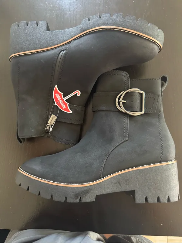 Blondo Black Lug-Sole Waterproof Ankle Boots - Image 13