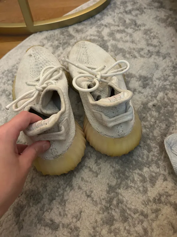 Yeezy 350 Boost - Image 3