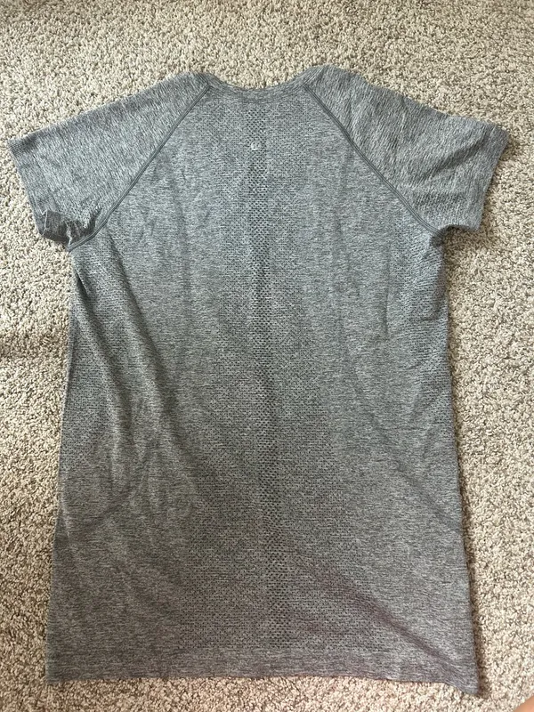 Peloton Lululemon Swiftly Tech - Image 2