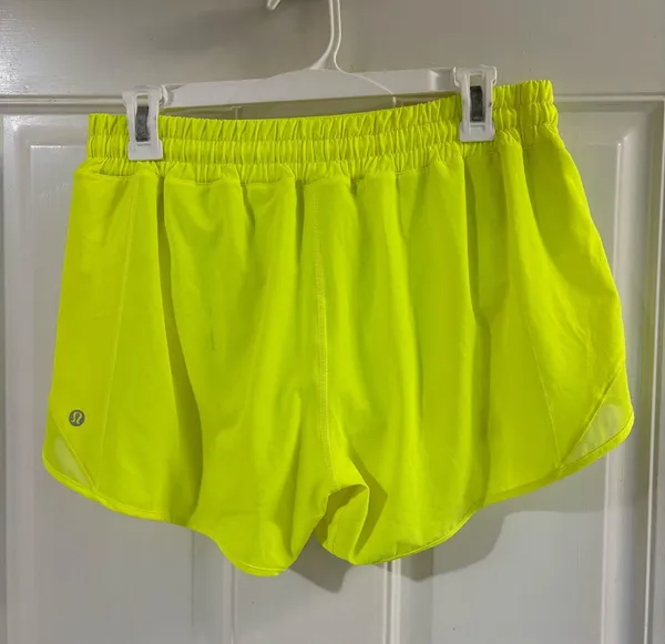 Size 10 Tall lululemon Yellow Hotty Hots - Image 4