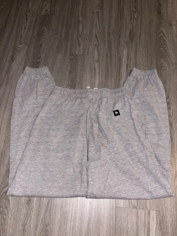 Young LA Gray Heather Sweatpants Size M - Image 5