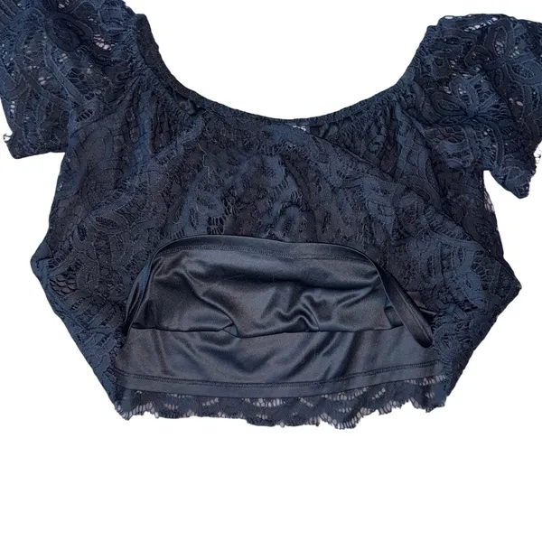Express Black Lace Off-The-Shoulder Crop Top - Image 2