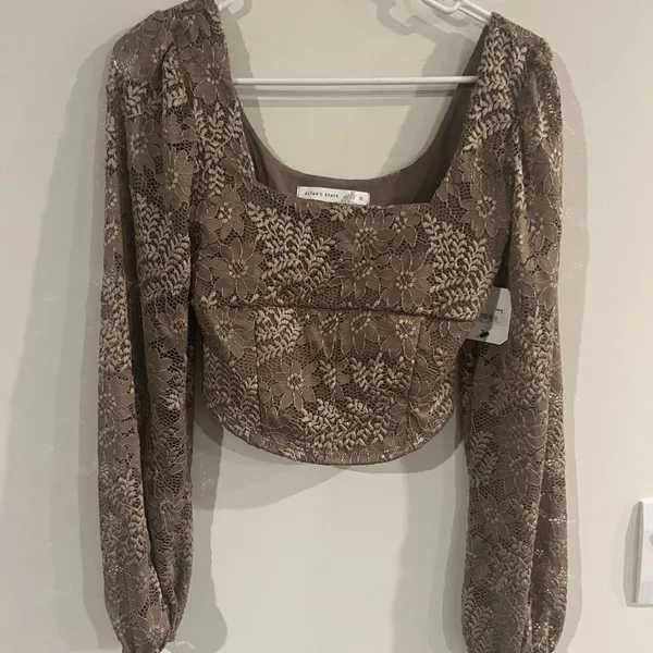 NWT Altar'd State lace‎ blouse small - Image 5
