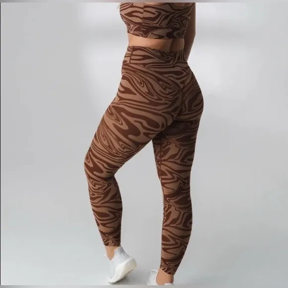 Balance Athletica Vitality Women’s M Storm Rider Leggings Brown Swirl Cloud‎ NWT - Image 9