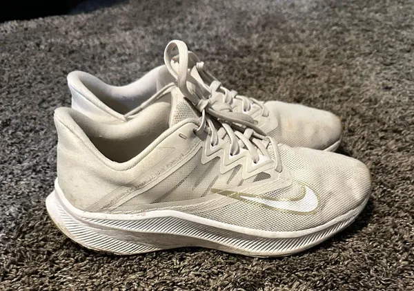Nike Shoes - Image 4