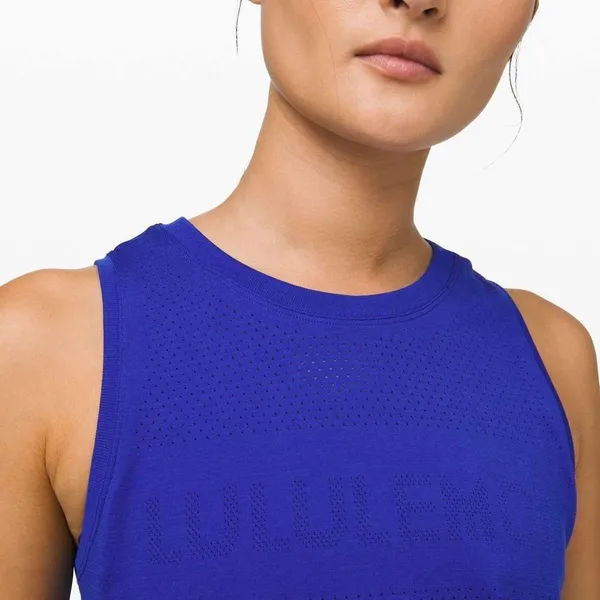 Lululemon Breeze By Muscle Crop Logo Tank in Jet Stream Blue Size 4 - Image 5