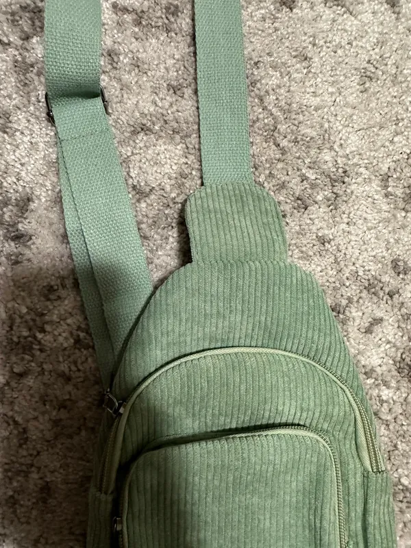 SheIn Green Mini Sling Bag - Image 4
