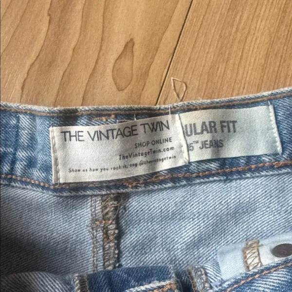 Levi's Light Blue Jean Shorts - Image 2