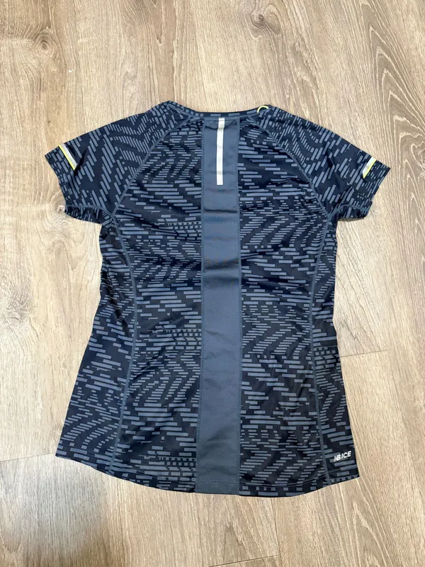 New balance active tee shirt  - Image 7