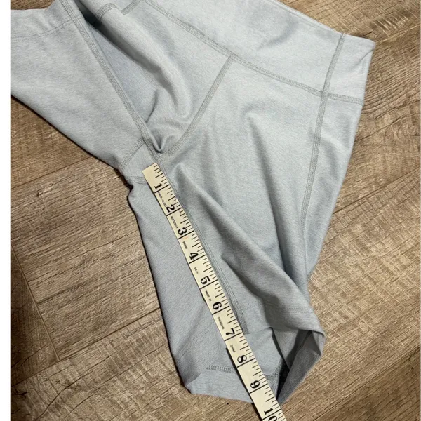 Outdoor Voices Women's High Rise Biker Shorts Light Grey Heather Athletic S/M - Image 5