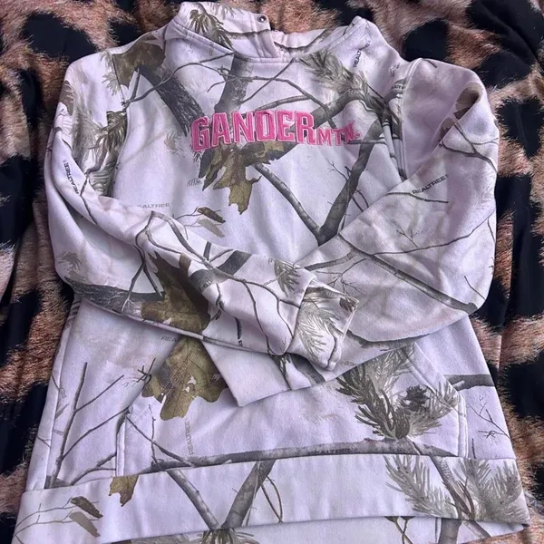 Realtree Women's multi Hoodie - Image 5