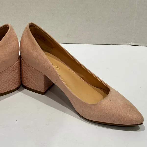 Ann Taylor Pink Suede Pointed Toe Block Heels Snake Embossed Heel Size 6M‎ - Image 6