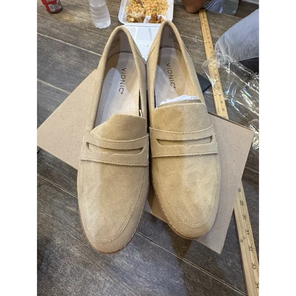 Vionic Cheryl II Loafers Womens Beige Suede Slip-On Size 9.5 Wide - Image 5