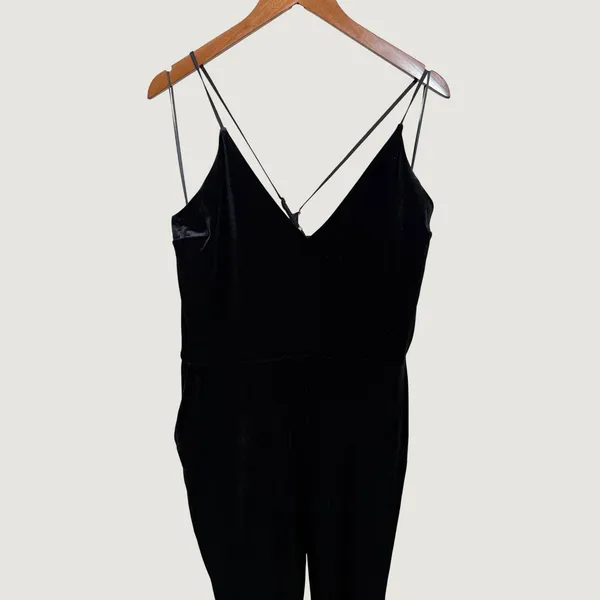 Express Black Velvet V-Neck Double Strap Jumpsuit XL 941332 - Image 8