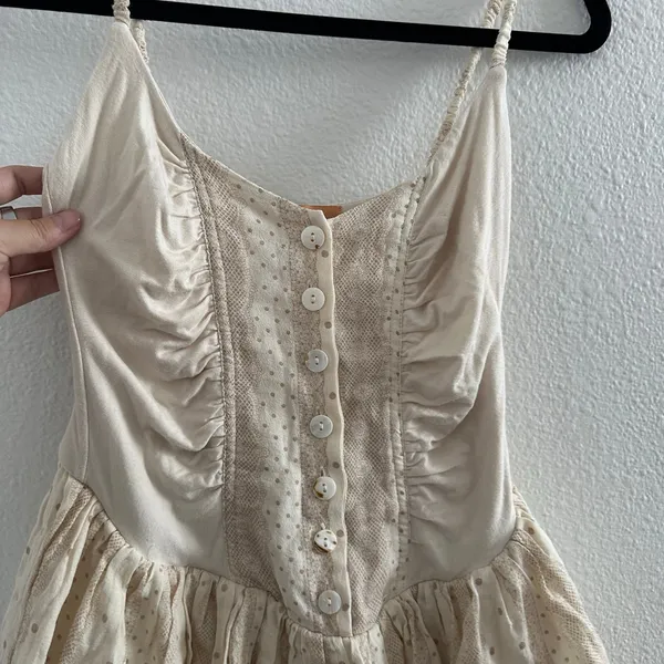Stella Dallas Ruffled Tiered Mini Dress Beige Size Medium - Image 5