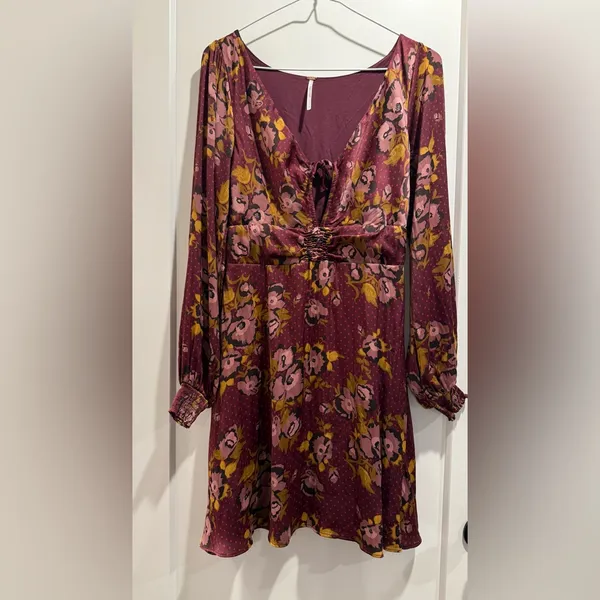 Free People Burgundy Floral‎ Long Sleeve Mini Dress Size 8 - Image 2