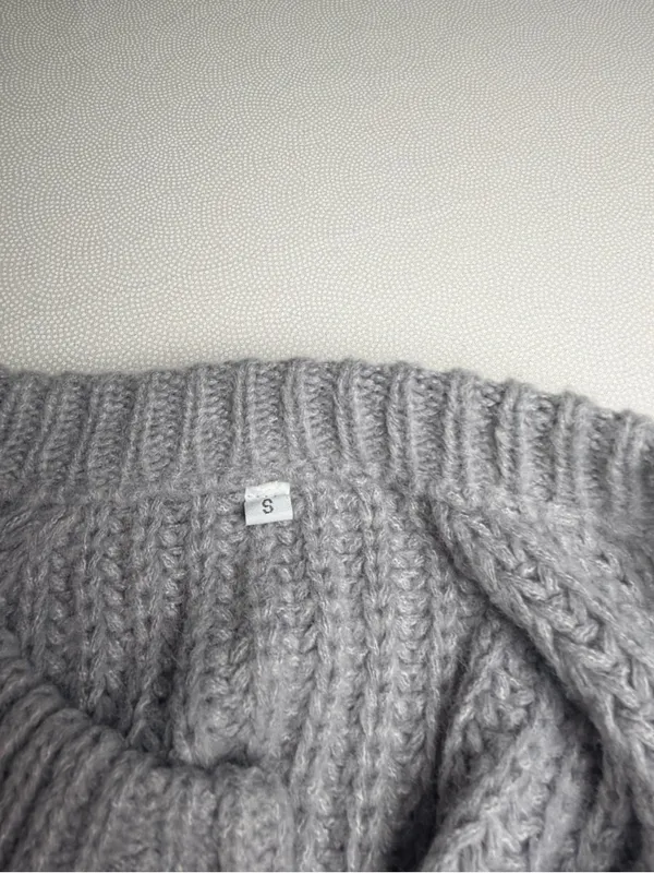 Womens Small Gray Chunky Knit Cardigan Sweater Button Front Oversized Cozy - Image 7