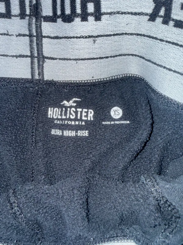Hollister High-Rise Black Sweatpants - Image 3