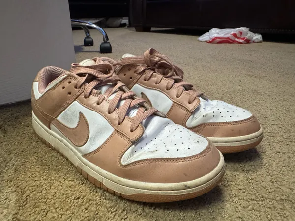 Nike Dunk Women’s - Image 2