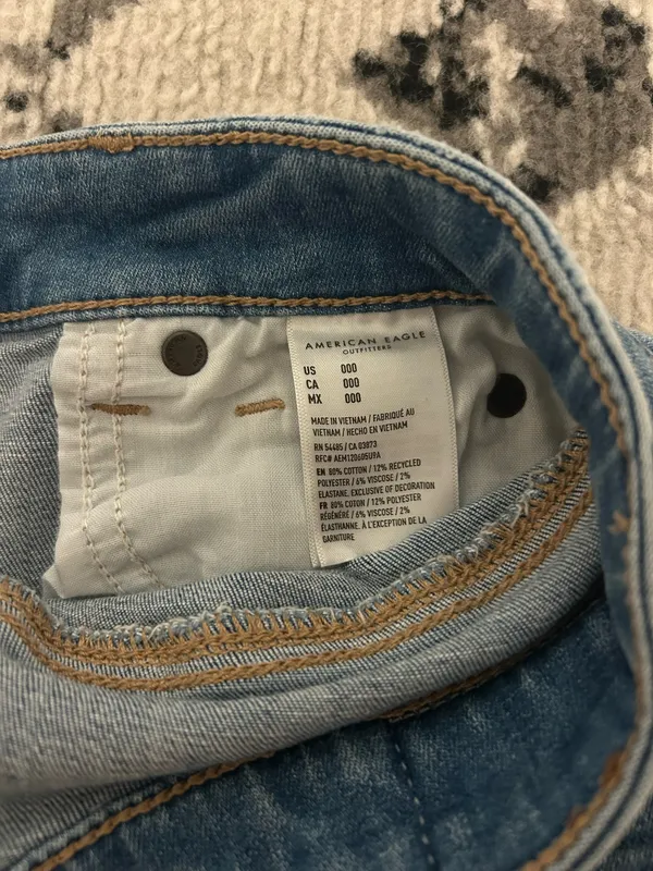American Eagle Jean Shorts  - Image 3