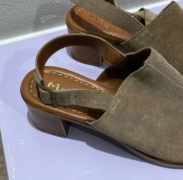 Mariella made in Italy Brown Suede Women's Sandals NWOT - Image 2