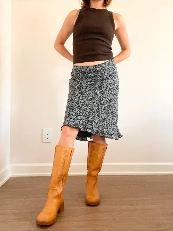 Vintage Old Navy Navy Floral Asymmetrical Midi Skirt - Image 5