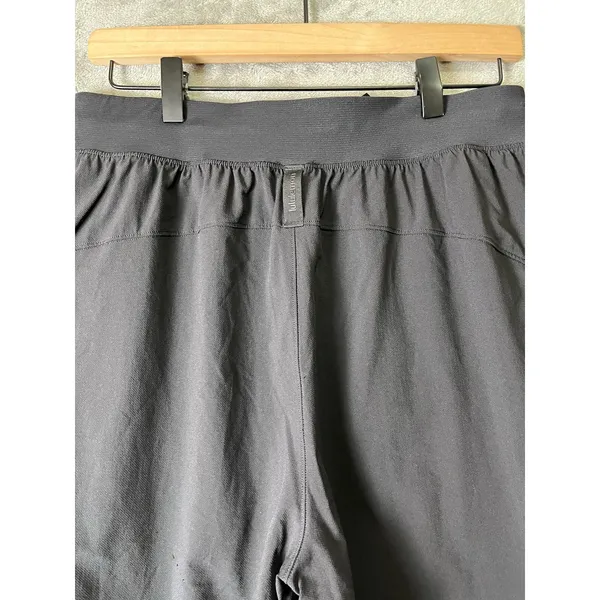 Lululemon License to Train High-Rise Pant Black Size 8 Athleisure Track Work Out - Image 4