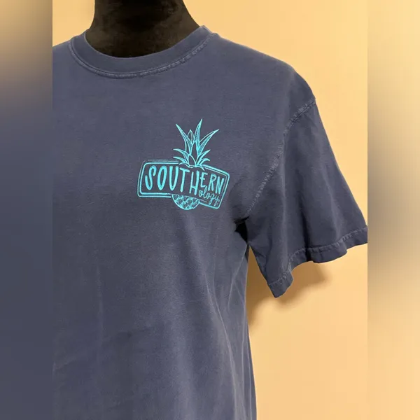 EUC Comfort Colors Blue and Orange Southernology Camping Graphic Tee size small - Image 3