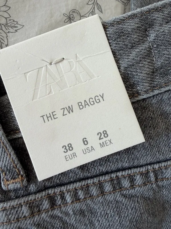 ZARA Jeans Baggy - Image 4